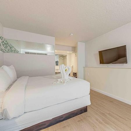 Travel Lodge By Wyndham 10 Min From Disney Kissimmee Ngoại thất bức ảnh