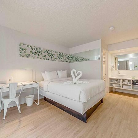 Travel Lodge By Wyndham 10 Min From Disney Kissimmee Ngoại thất bức ảnh